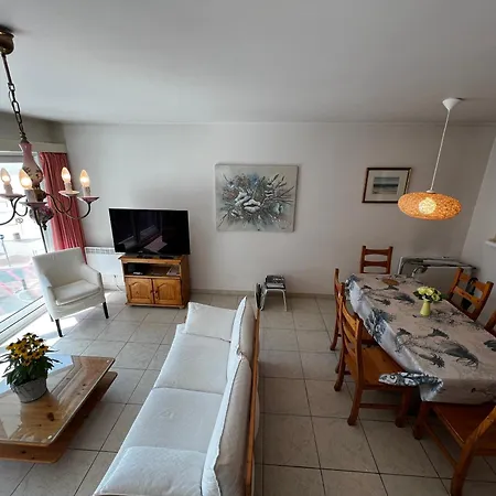 Beachview And Parking *