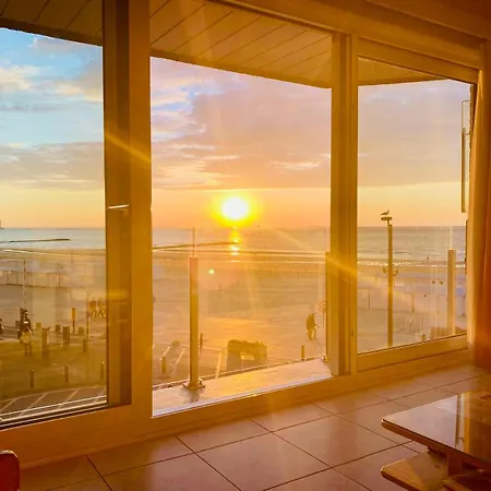 Beachview And Parking Apartment Knokke-Heist