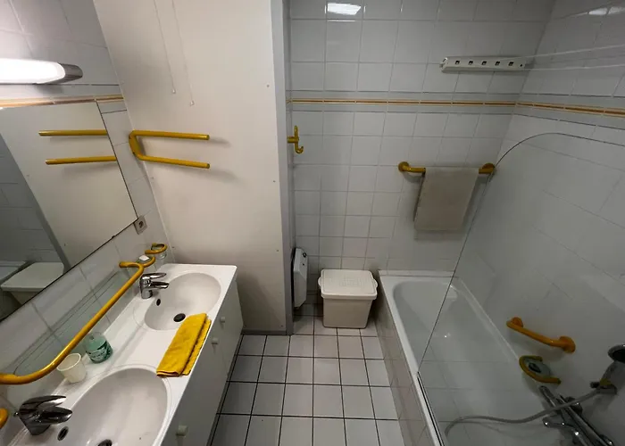 Beachview And Parking *