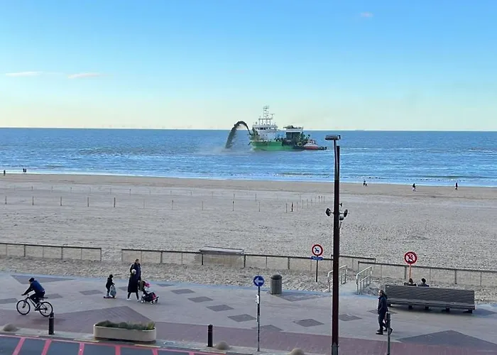 Lägenhet Beachview And Parking